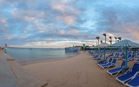 Minamark Beach Resort